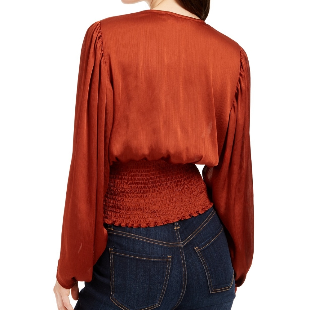 NWT Women's Blouse - Picture 2 of 2